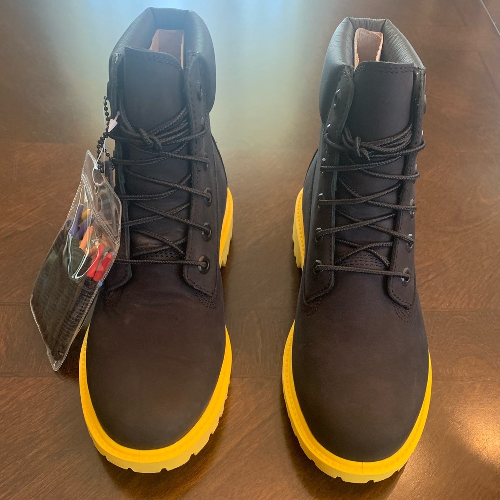 RARE‼️ NIB TIMBERLAND Heritage 6 See The Sole Waterproof Boot in Black/Yellow, 8 - Picture 4 of 9